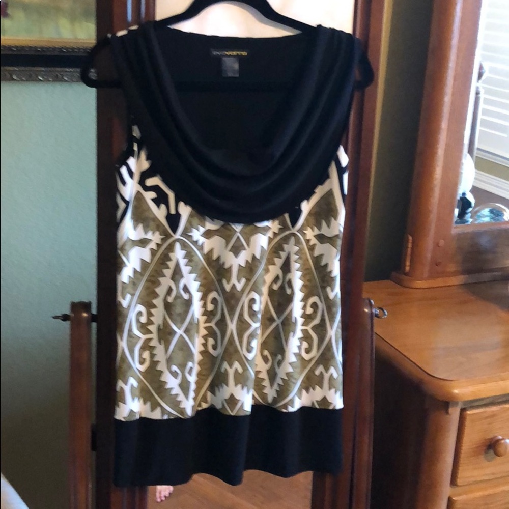 Black layered neckline